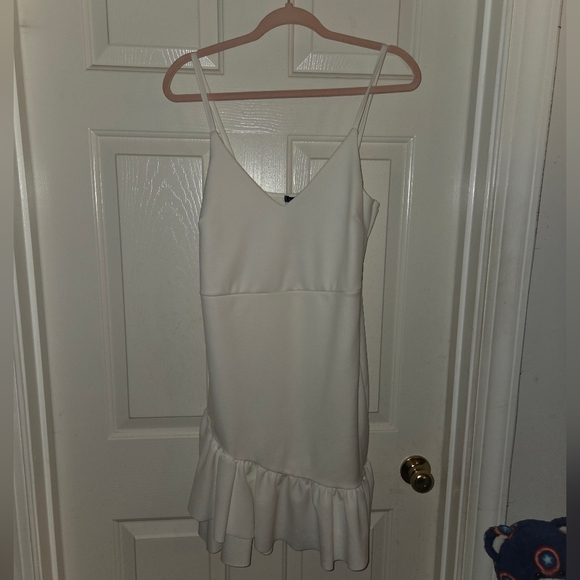 Boohoo White Mini Dress with Ruffle Hem - Picture 4 of 4